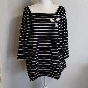 Ava & Viv Square Neck Top Size 2X Women's Black/White Stripe Floral Detail